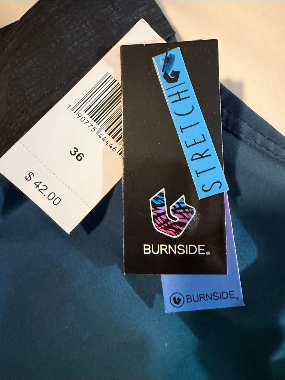 Burnside Black and Teal Gradient Men's Board Shorts Size 36 brand new with tags